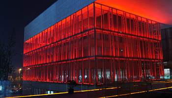 恒之光戶外燈光產品照亮上海安亭文化體育中